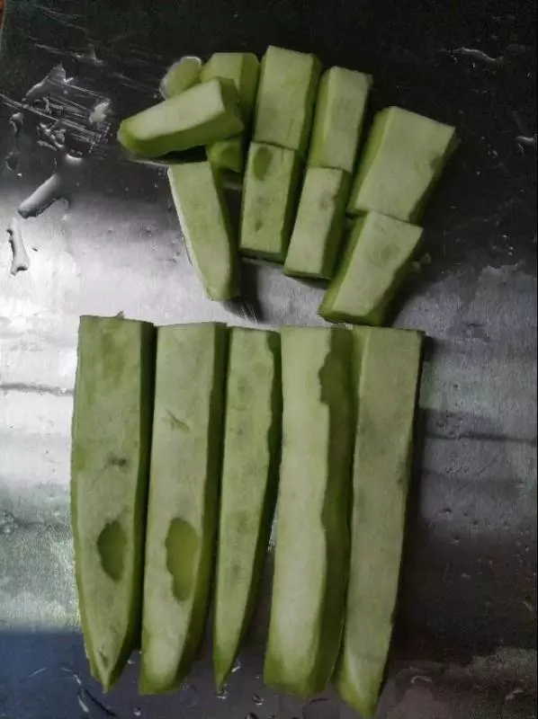 一把黃豆,半個苦瓜,教你煲一鍋下火湯