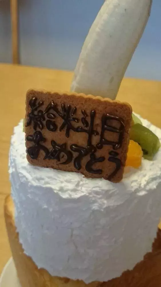 老婆又出去喝酒,日本大叔被迫獨自做飯,一到發工資,畫風開始逐漸「變態」...
