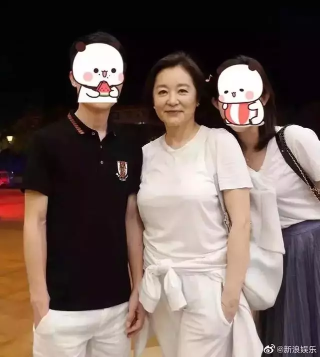 享受平庸!65歲林青霞素顏落落大方:太在意別人的眼光,會活得太累~~