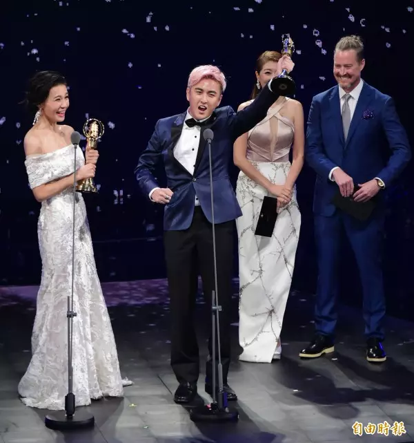 演《天之蕉子》爆紅!黃靖倫曝「中邪想走到絕境」,乩童驚見「他背上有人臉」:是上天的指示!