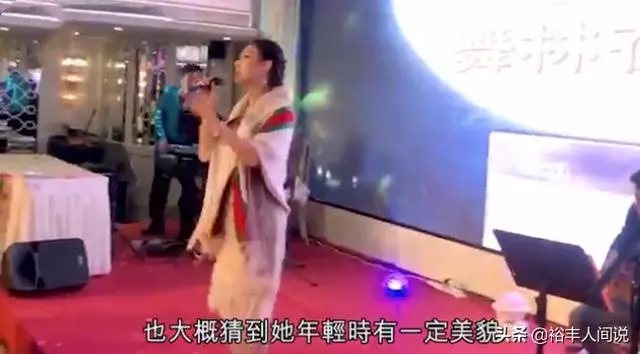 ATV當家花旦麥翠賢復出,卻慘為「酒樓賣唱」?58歲仍凍齡似少女~~