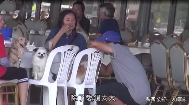 TVB又一愛妻號鄭子誠,劇中常以「奸角」示人,戲外和老婆如初戀!