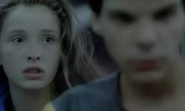 她是文青心中的白月光,擁有孤冷清純美貌的「女版伍迪·艾倫」