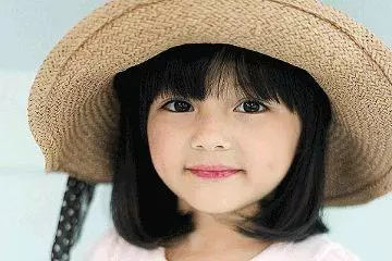 父親姓李,當年給女兒起的名字都說太敷衍,現在卻夸有遠見