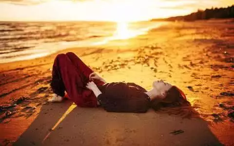 父親姓李,當年給女兒起的名字都說太敷衍,現在卻夸有遠見