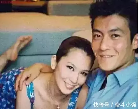 陳冠希和眾女星的親密照片曝光, 網友的注意力全停留在了第五張