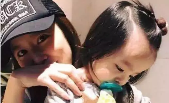 霍建華1歲半女兒太美!稱被「迷出強迫症」 一分鐘要看好幾次