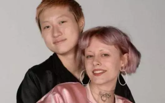 小龍女近照狀態差!為養大12歲妻「一天兩份工」面容憔悴 被目擊夫妻逛街「瘦到認不出」