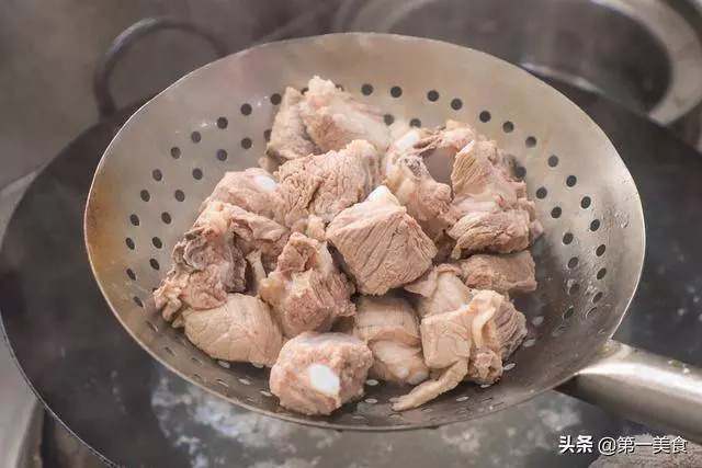 玉米燉排骨最家常的做法簡單易做