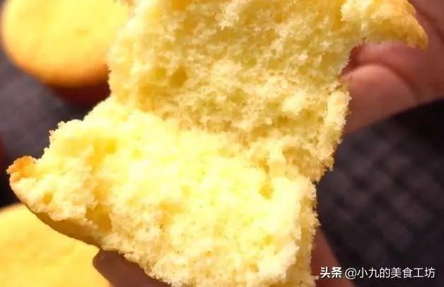 雞蛋糕這樣做,香甜鬆軟有營養比蛋糕好吃多了