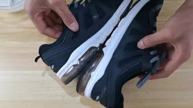 白鞋好看難清洗?教你一招方法簡單,洗完乾淨不變形
