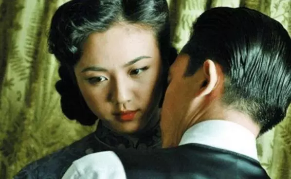 湯唯承認假戲真做,自述拍戲中和梁朝偉的細節 網友:朝偉哥真爽 !