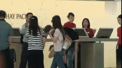天王變女兒奴!53歲郭富城「帶妻小遊台北」岳父母隨行,「化身人型鞦韆逗愛女」時刻盯著看!