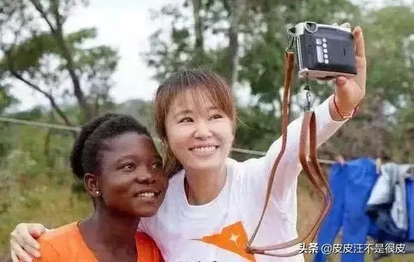 林心如還有個15歲的女兒,女兒曝光後引來網友一片贊賞