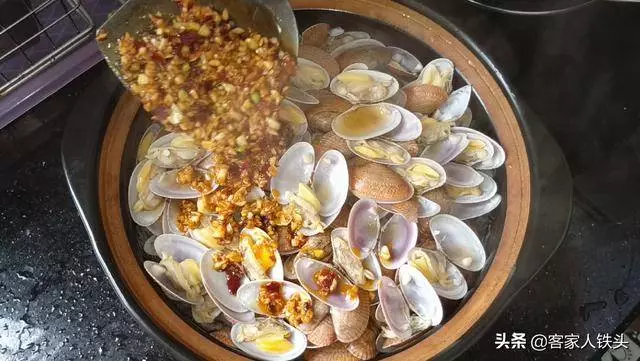 豆腐加1把金針菇花甲這樣做太好吃了,味美營養又解饞