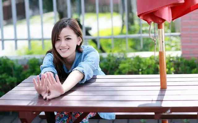 我媽為我們訂了婚紗照 女友聽完竟當場炸毛:「這婚不結了!」