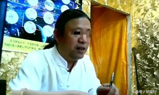 妻子在醫院保胎搶救,我開車救了一男孩,竟是她肚子裡的孩子