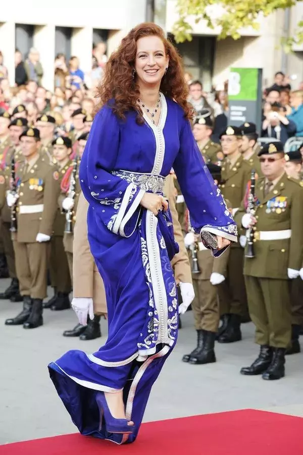 曾為美貌王妃廢除一夫多妻制的摩洛哥國王官宣離婚:童話里都是騙人的?