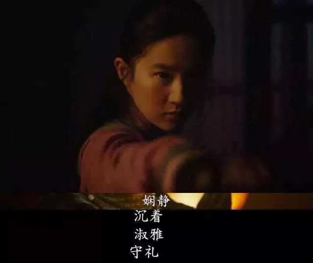 63歲「法國千頌伊」懟總統女兒:我脾氣暴,不好惹,但就是活得爽