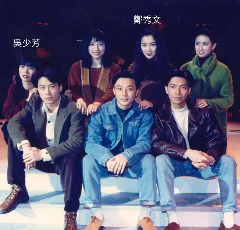 47歲鄭秀文演唱會連哭11場:我失去的一切,終將照亮我