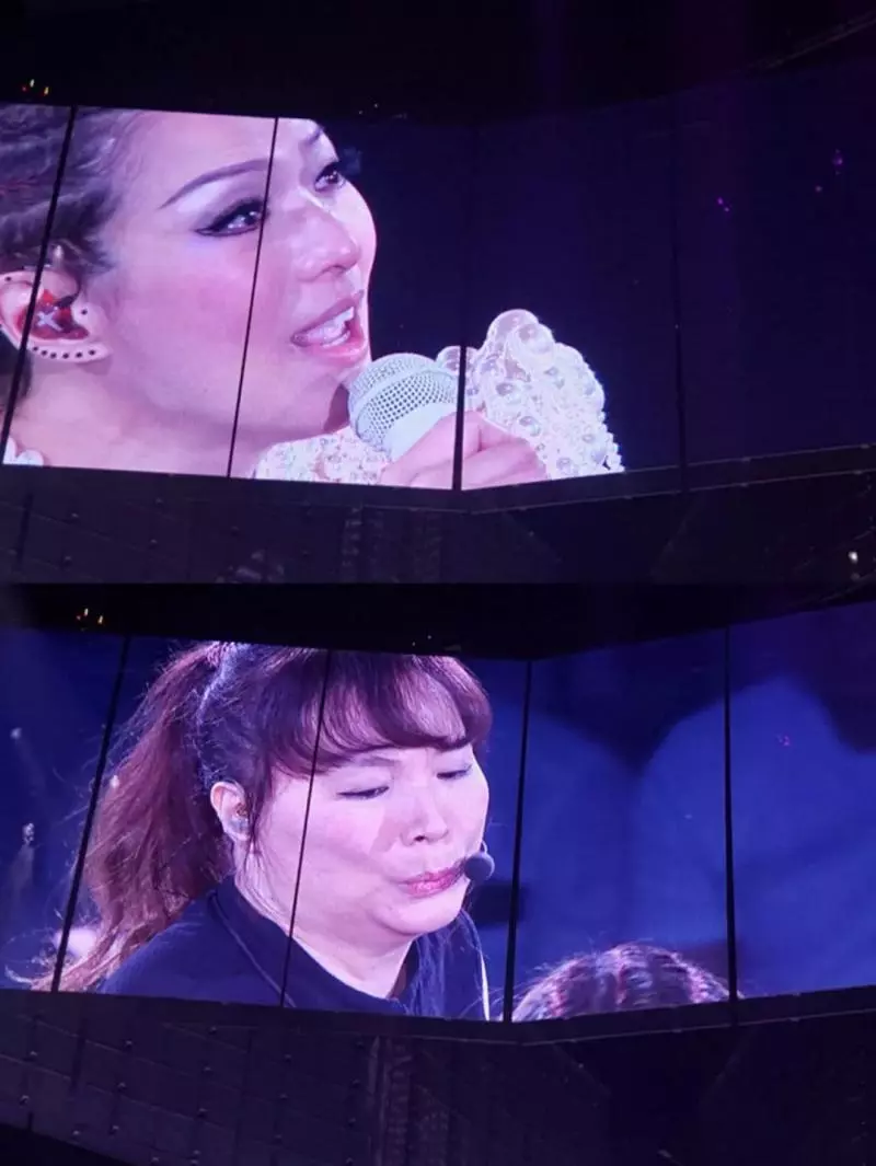 47歲鄭秀文演唱會連哭11場:我失去的一切,終將照亮我
