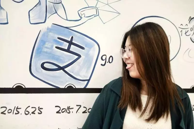 16歲少女買彩票中了1600萬,16年後,她過得怎麼樣了?