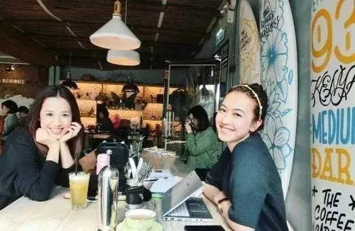 富家女出身,學霸女博士,愛情事業雙豐收,她才是港姐中的贏家