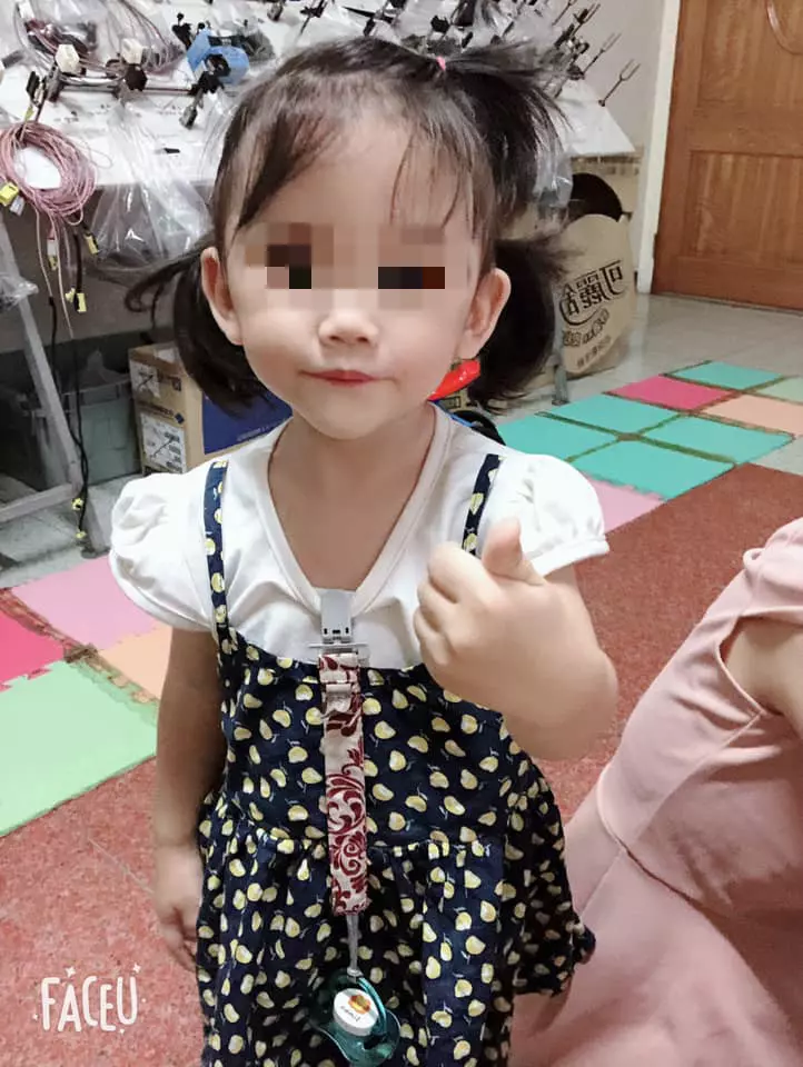孩出生2個月父走了!2歲女兒「指著照片喊爸爸」:一直都有找我玩,堅強母淚崩喊「原來禰一直都在」