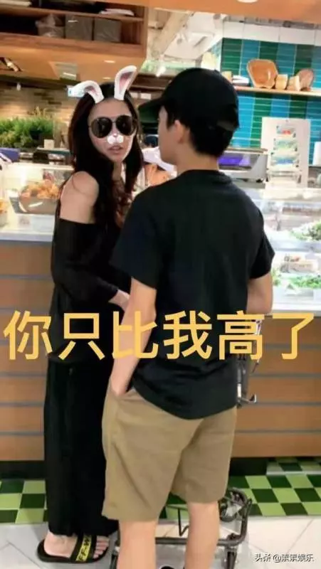 張柏芝曬大兒子近照,身高超過母親,完全就如謝霆鋒的翻版