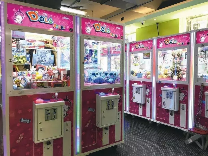 能借我100嗎?小媽媽被趕出門「懷中嬰兒餓到哭鬧」,他「用一袋硬幣」暖哭上萬人:遇到你真好~~