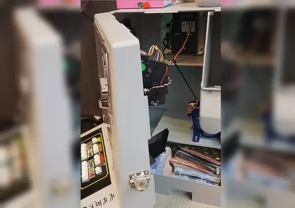 幫老公哭哭!老婆從遊戲機「挖出海量私房錢」氣噗噗:難怪不給我鑰匙,網默哀「起碼能出國好幾趟」!
