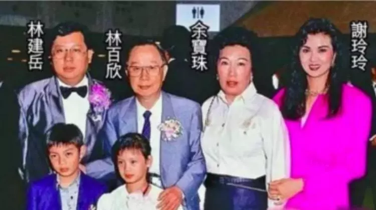 離婚24年!謝玲玲63歲生日「前婆婆幫慶生」92歲神采奕奕 曾喊話「不要兒子要兒媳」情同母女
