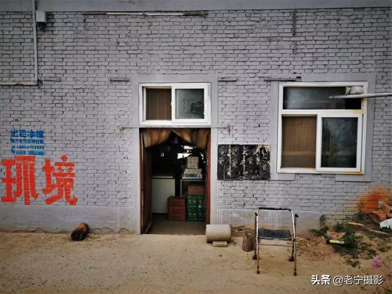 6歲時爸爸替他「找了10歲童養媳」從此76年不離棄,感念老伴付出「82歲退休開雜貨店」親自顧失智妻~~
