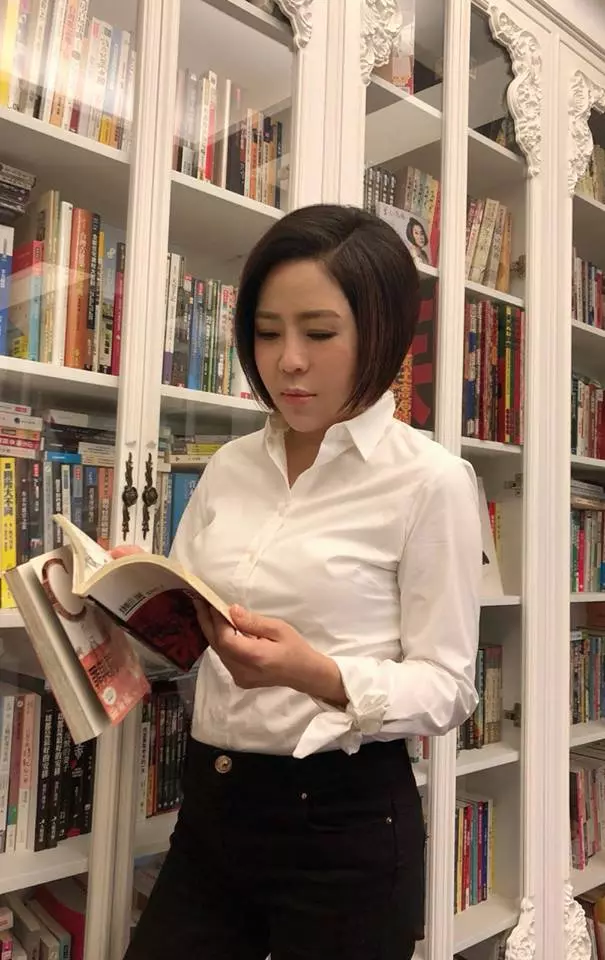 人生要自己負責!于美人「砸千萬」栽培子女念美國學校,「陪兒赴瑞士求學」要他們打工賺零用錢!