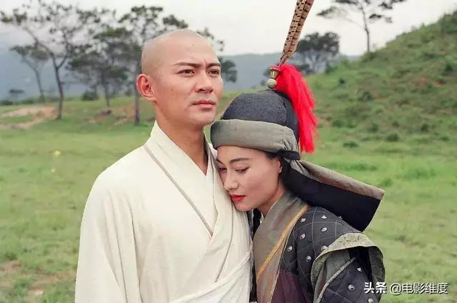 「娶大8歲妻子」婚內出軌老婆選擇原諒,後患憂鬱「轉行賣保險」不再留戀演藝圈!