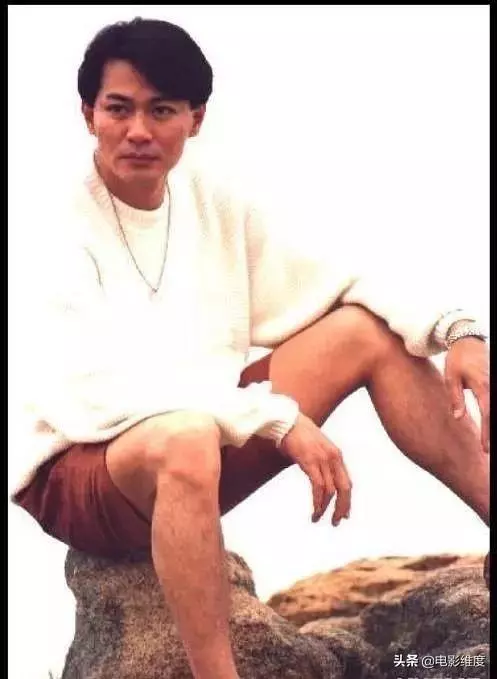 「娶大8歲妻子」婚內出軌老婆選擇原諒,後患憂鬱「轉行賣保險」不再留戀演藝圈!