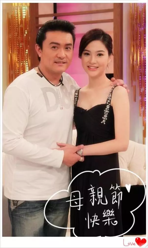 分房14年不怕外遇,李㼈寵妻陪逛街,看到喜歡的就買!