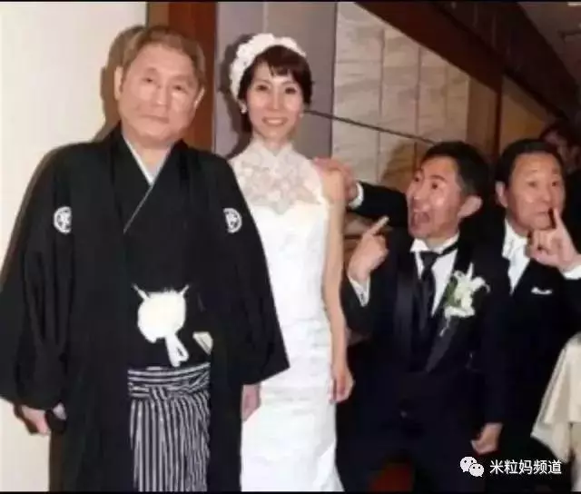 分房14年不怕外遇,李㼈寵妻陪逛街,看到喜歡的就買!