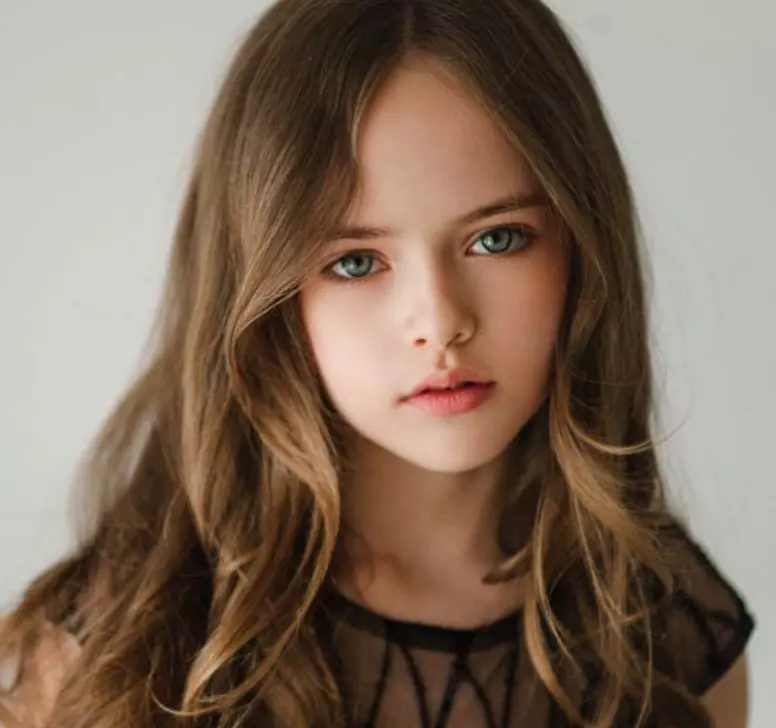 「世界第一美少女」長大了,PO出的照片依然漂亮