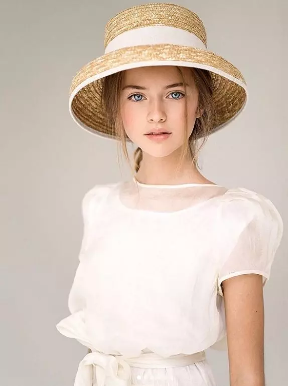 「世界第一美少女」長大了,PO出的照片依然漂亮