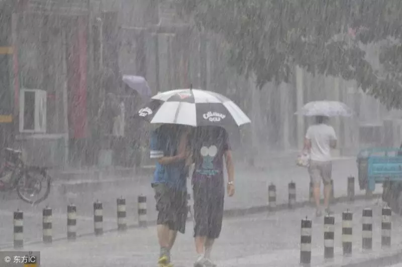 進入季候風交替期!大馬9月24日起午後常出現強風暴雨!煙霾季節即將結束了!