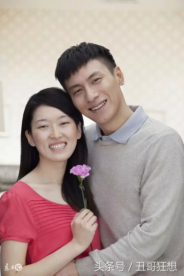 媽媽嫌棄農村女友,女友唱一首歌《婆婆,也是媽》,媽淚流滿面,立馬領證!
