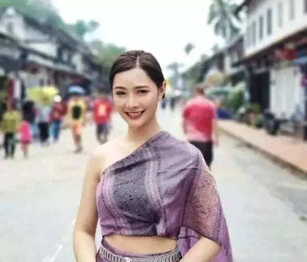 如果寮國美女問要「吸菸」嗎?這是暗示什麼呢?導遊:直接拒絕!