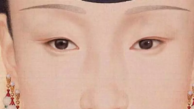清朝娘娘回春啦!PS大神「神修復富察皇后美貌」,一看到慈禧太后「滿臉細紋→氣質女神」全網戀愛❤