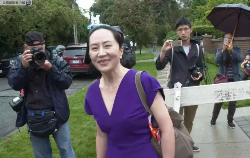 孟晚舟再出庭面帶笑容 腳腕戴電子監控裝置曝光(圖)