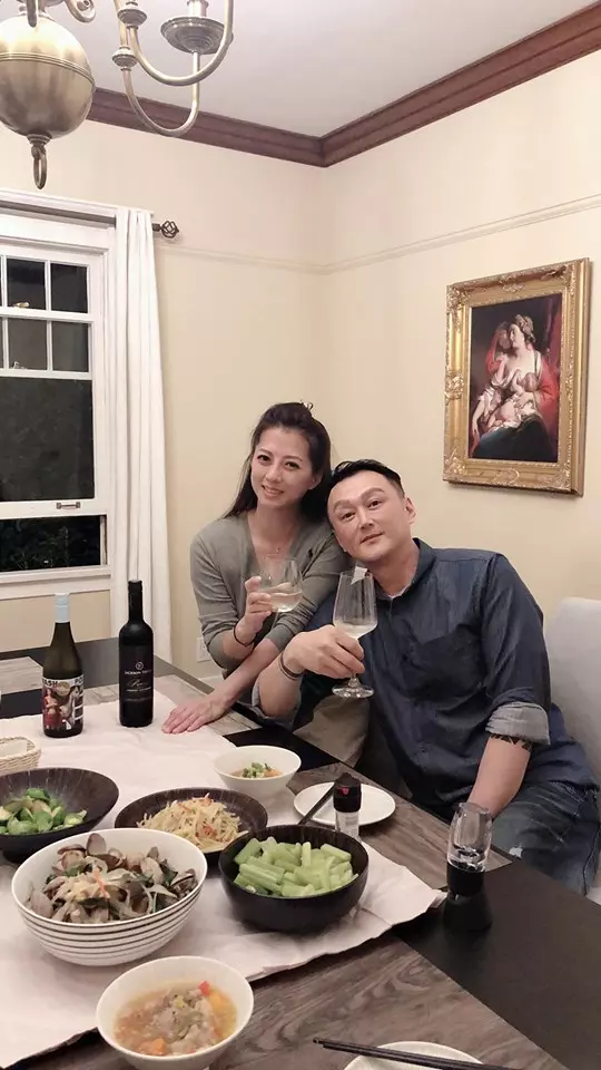何篤霖曝好友狀況!赴加拿大探望郭靜純「氣色變超好」,家中有「大房大院」享受家庭生活~~