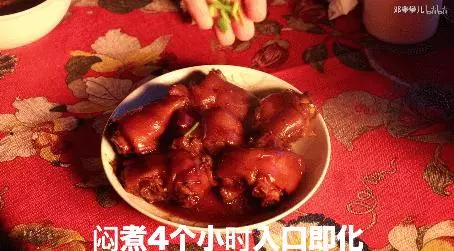 24歲男孩「隱居鄉村種田養雞」陪外公生活!祖孫天天「攜手唱歌做飯」享受日常:其實大家也做得到~~