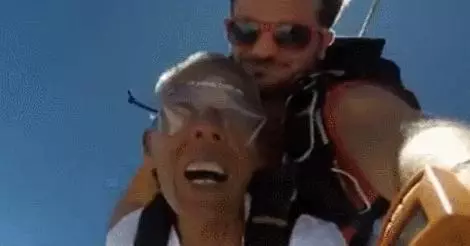 重生之旅!帶70歲重症父「花88天走完最後旅程」,病情意外好轉「補求婚」盼再陪老伴70年!