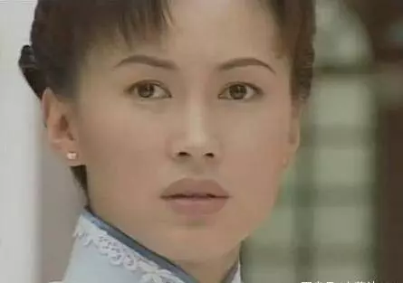 55歲陳秀雯帶兒還夫債十年,跟親妹反目,8年後近照曝光已離婚不做賢妻,網友:早該如此!