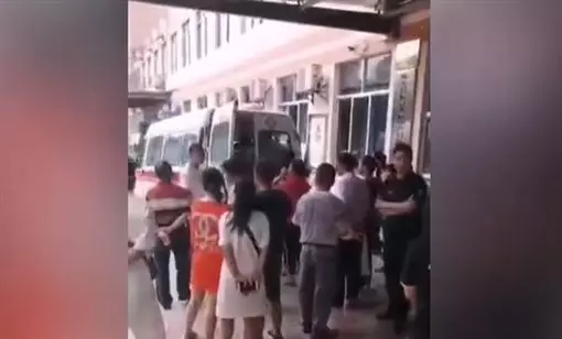 長期被霸凌…國中生爆發將人4樓拋下。校園霸凌的事件時有所聞,如何預防與解決